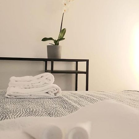San Bastian Rooms Celle Ligure Habitación foto